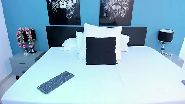 Snapshot of SophiaQueens chatting on 01/13/26, 08:14 SophiaQueens online show from 01/13/26, 08:14