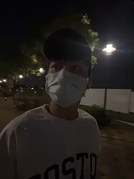 Snapshot of chipboo chatting on 11/06/25, 01:23 chipboo online show from 11/06/25, 01:23