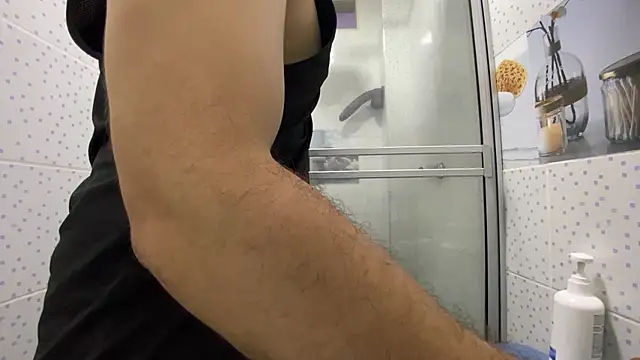 Snapshot of chicoinhibido chatting on 12/13/25, 11:10 chicoinhibido online show from 12/13/25, 11:10