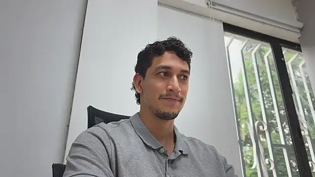 chicoinhibido online show from 04/17/26, 03:48