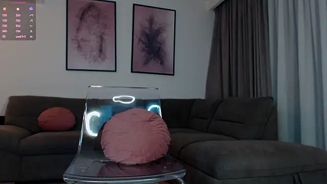 reinakylie online show from 02/12/26, 02:17