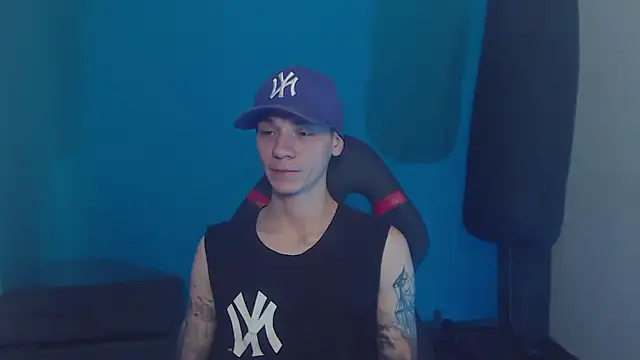 Snapshot of Burperking420_ chatting on 03/11/25, 08:53 Burperking420  online show from 03/11/25, 08:53