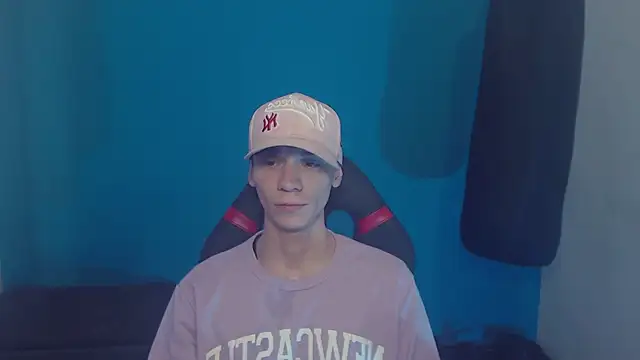 Snapshot of Burperking420_ chatting on 03/17/25, 09:23 Burperking420  online show from 03/17/25, 09:23