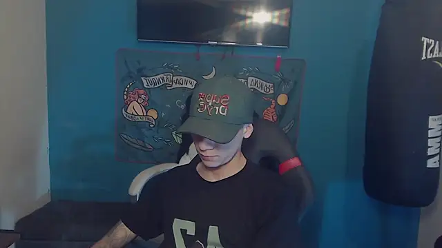 Snapshot of Burperking420_ chatting on 10/28/25, 04:53 Burperking420  online show from 10/28/25, 04:53