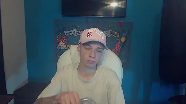 Burperking420  online show from 11/08/25, 03:23