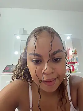 AlesiaCooper online show from 04/19/26, 04:23