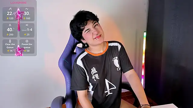 emma cute7 online show from 03/15/26, 10:32