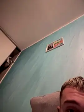 milan8886 online show from 11/10/25, 12:31