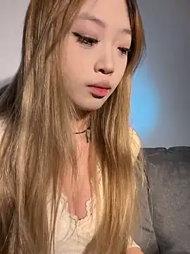 LL0521 online show from 03/07/25, 06:02