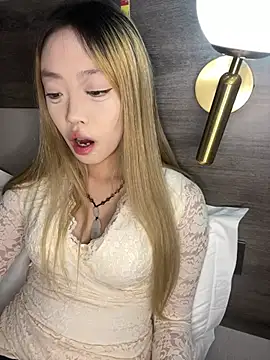 LL0521 online show from 03/07/25, 12:34