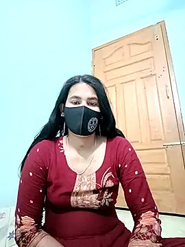 Snapshot of Hot-Nipa chatting on 03/18/25, 05:10 Hot-Nipa online show from 03/18/25, 05:10