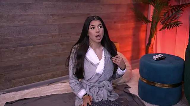 TanyaVonDe online show from 11/11/25, 05:46