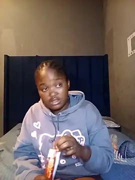 Snapshot of SexyShybarbie chatting on 11/19/25, 09:37 SexyShybarbie online show from 11/19/25, 09:37