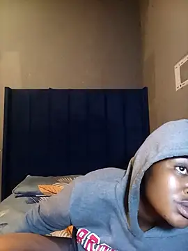 Snapshot of SexyShybarbie chatting on 11/21/25, 11:36 SexyShybarbie online show from 11/21/25, 11:36