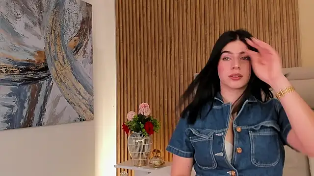 Snapshot of FatimaEvans chatting on 11/17/25, 03:51 FatimaEvans online show from 11/17/25, 03:51