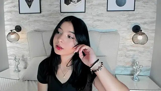 kanna 02 online show from 11/27/25, 12:18