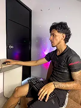 Zayn kane online show from 11/06/25, 01:12