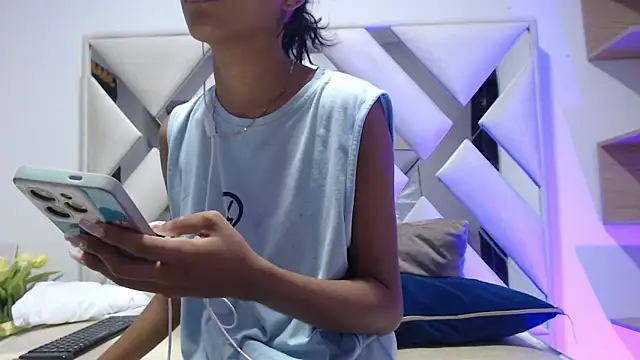 willow smitt online show from 01/18/26, 11:58