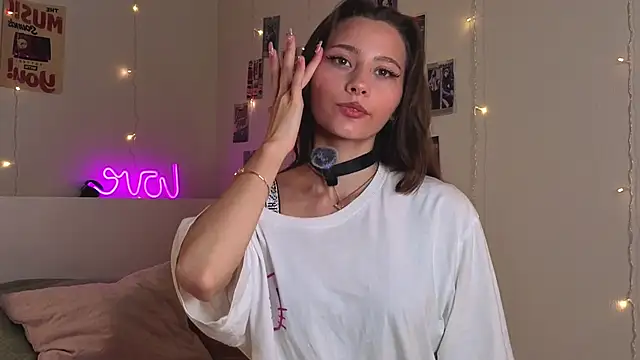 EditaBails online show from 09/17/25, 06:31