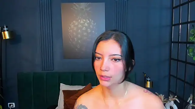 roxy hell online show from 01/11/26, 12:21