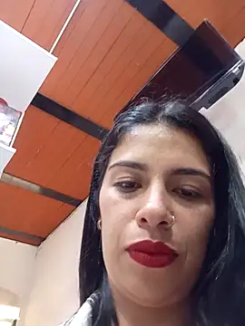 Snapshot of Nathaly_12 chatting on 04/27/26, 06:39 Nathaly 12 online show from 04/27/26, 06:39