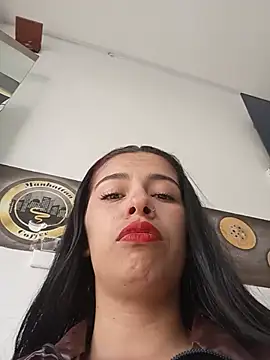 Snapshot of Nathaly_12 chatting on 07/14/26, 02:01 Nathaly 12 online show from 07/14/26, 02:01