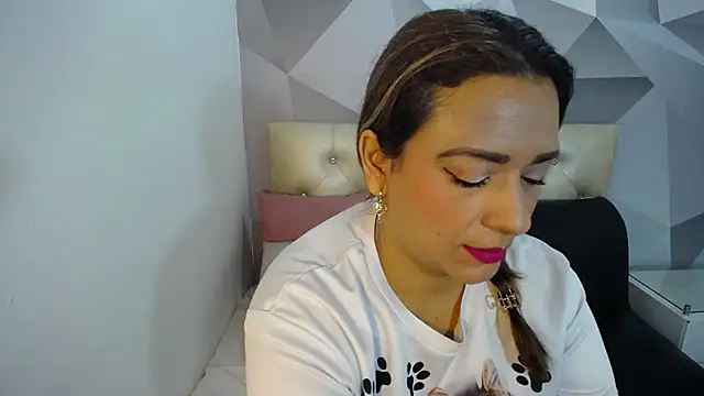 Milf-Prettyboobs online show from 11/29/25, 11:02