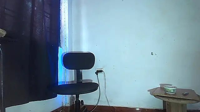 dareck 18 online show from 06/26/26, 04:22
