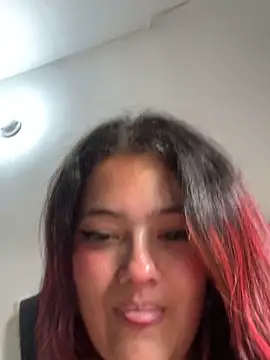 Snapshot of VanessaScott_ chatting on 10/16/25, 08:32 VanessaScott online show from 10/16/25, 08:32