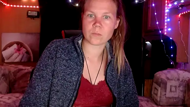 Snapshot of CallMeMaria chatting on 01/31/25, 04:27 CallMeMaria online show from 01/31/25, 04:27