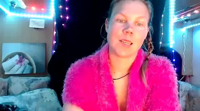 Snapshot of CallMeMaria chatting on 02/11/25, 07:16 CallMeMaria online show from 02/11/25, 07:16