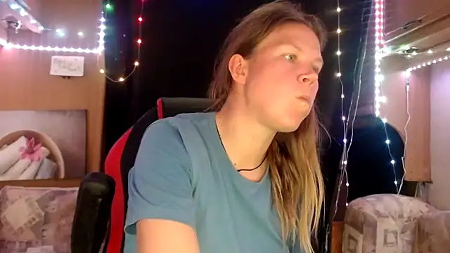 Snapshot of CallMeMaria chatting on 02/18/25, 02:38 CallMeMaria online show from 02/18/25, 02:38