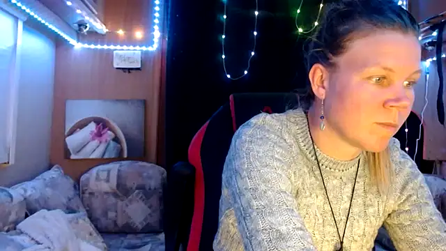 Snapshot of CallMeMaria chatting on 03/20/25, 05:04 CallMeMaria online show from 03/20/25, 05:04