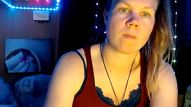 Snapshot of CallMeMaria chatting on 03/20/25, 08:08 CallMeMaria online show from 03/20/25, 08:08