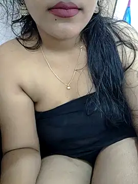 priya 00143 online show from 10/27/25, 04:38