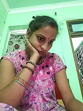 Hotty-Nidhi online show from 11/04/25, 02:16
