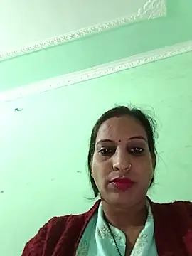 Hotty-Nidhi online show from 11/11/25, 03:45