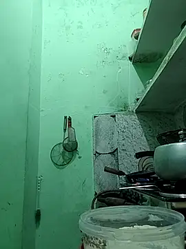 Hotty-Nidhi online show from 11/23/25, 04:07