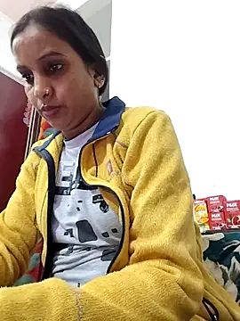 Hotty-Nidhi online show from 12/01/25, 06:02