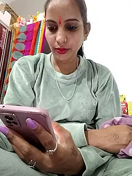 Hotty-Nidhi online show from 01/14/26, 04:12