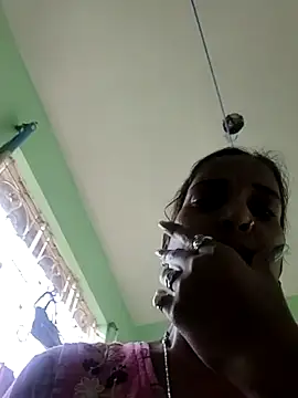 Hotty-Nidhi online show from 02/12/26, 04:07