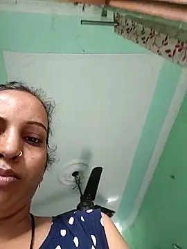 Hotty-Nidhi online show from 06/16/26, 02:58