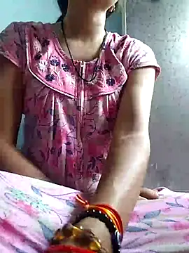 Hotty-Nidhi online show from 06/19/26, 03:00