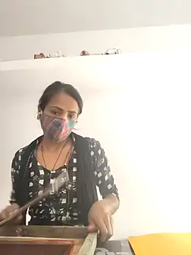 indiancute43 online show from 03/16/25, 10:55