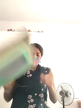 indiancute43 online show from 03/20/25, 09:26