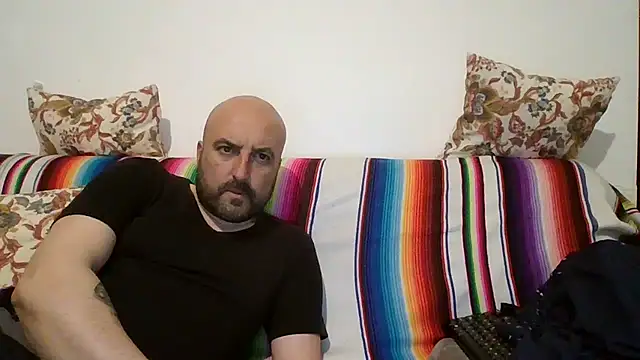 maxxxio12 online show from 04/14/26, 06:47