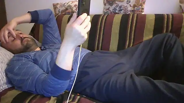 maxxxio12 online show from 04/23/26, 06:54