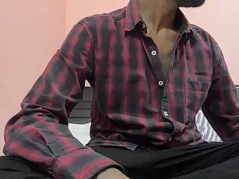 Snapshot of yours_devil__ chatting on 11/04/25, 09:14 yours devil online show from 11/04/25, 09:14