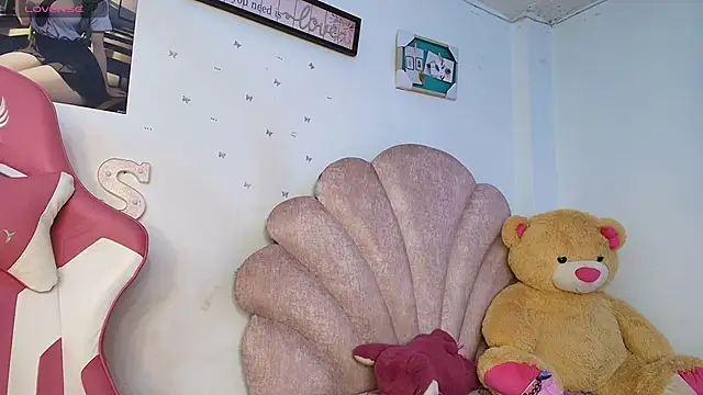 charlotte walker1 online show from 03/10/26, 03:00