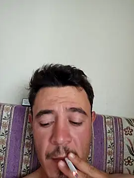 Snapshot of Thunderbolt121 chatting on 11/11/25, 11:10 Thunderbolt121 online show from 11/11/25, 11:10